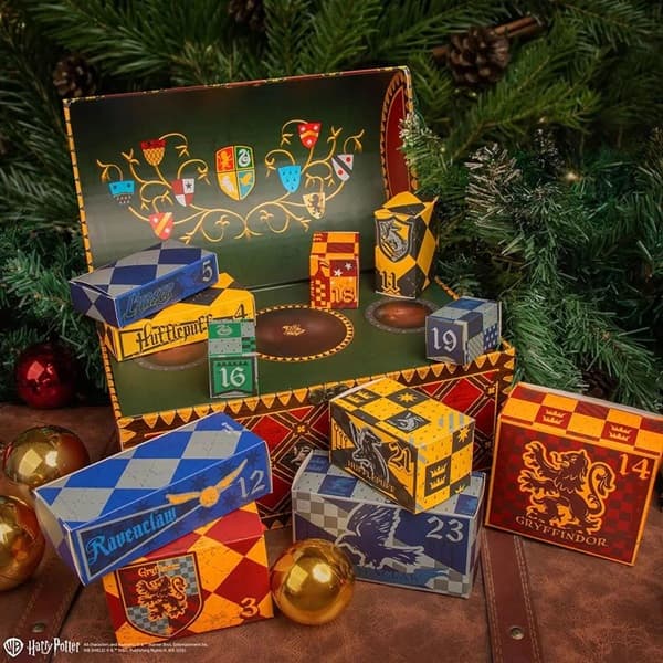 Harry Potter: Quidditch - 2025 Deluxe Advent Calendar