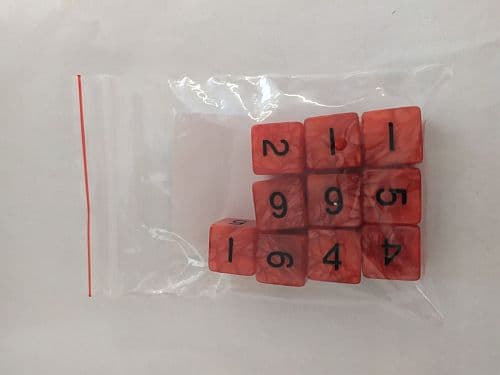 Dice - Terningesæt - 10 terninger - Kaissa Dice: Pearl - Red/Black D6 (6 sidet)