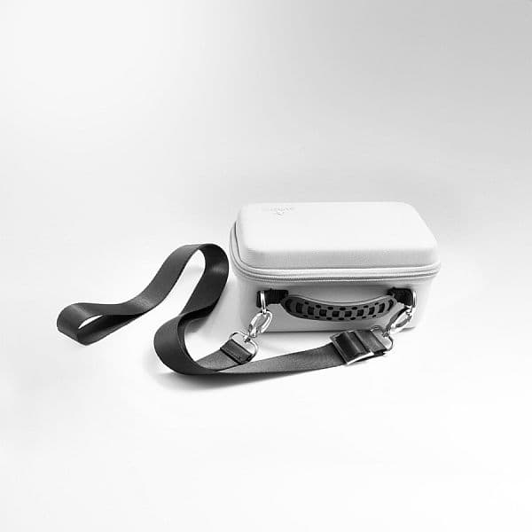 Gamegenic - Deck Box: Card Shell 250+ (Portable Case) - White
